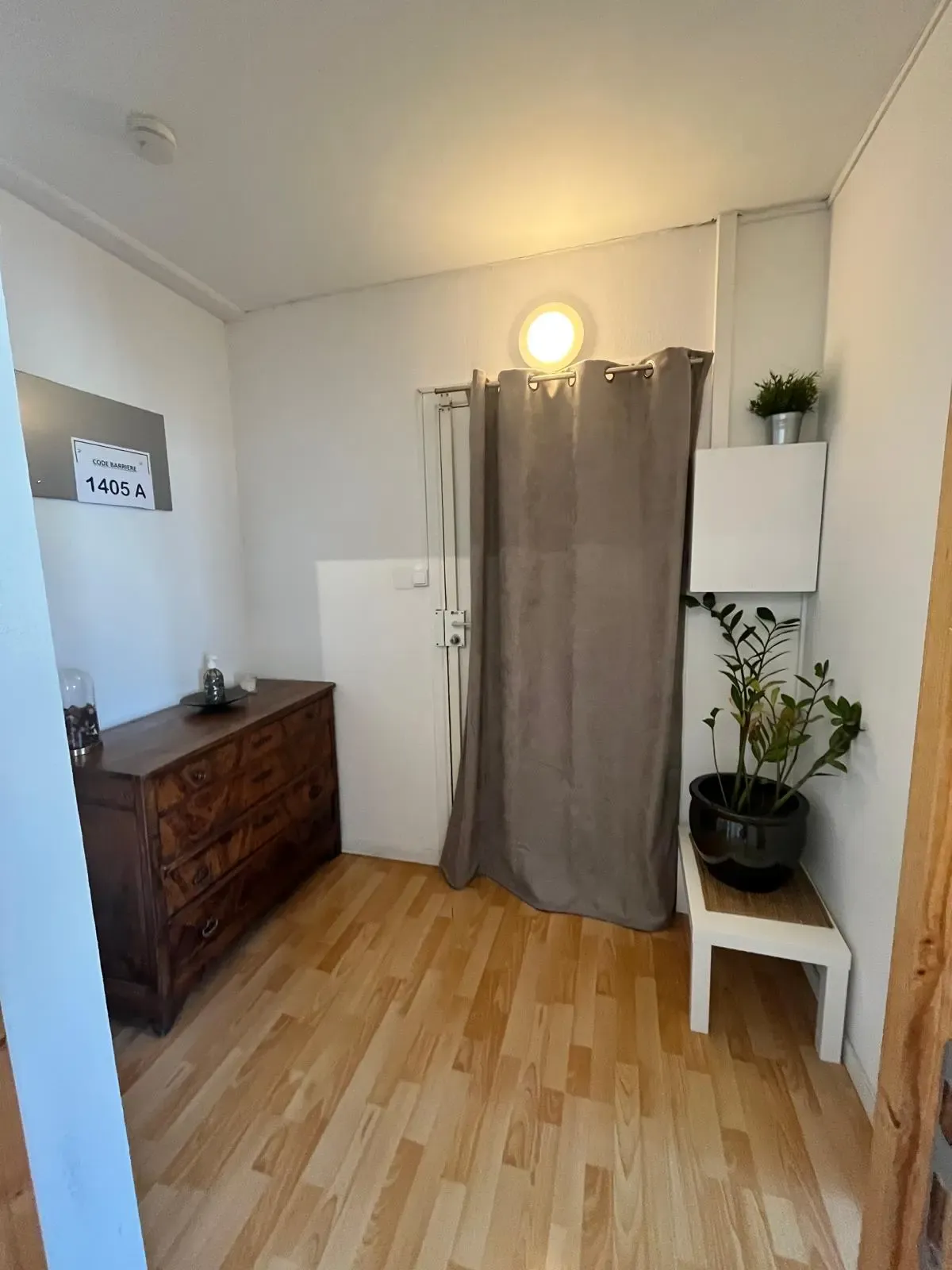 Cabinet de psychologie — vue depuis le parking